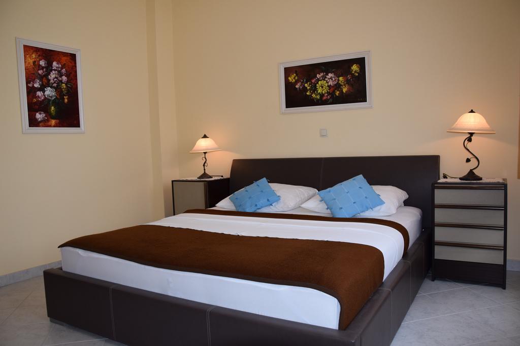 Apartments Crobeg Rab Town Room photo